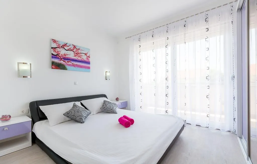 Villa Apartments Kordic Kaštela