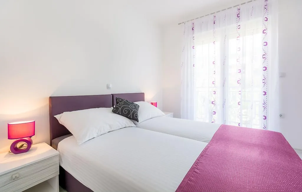 Villa Apartments Kordic Kaštela