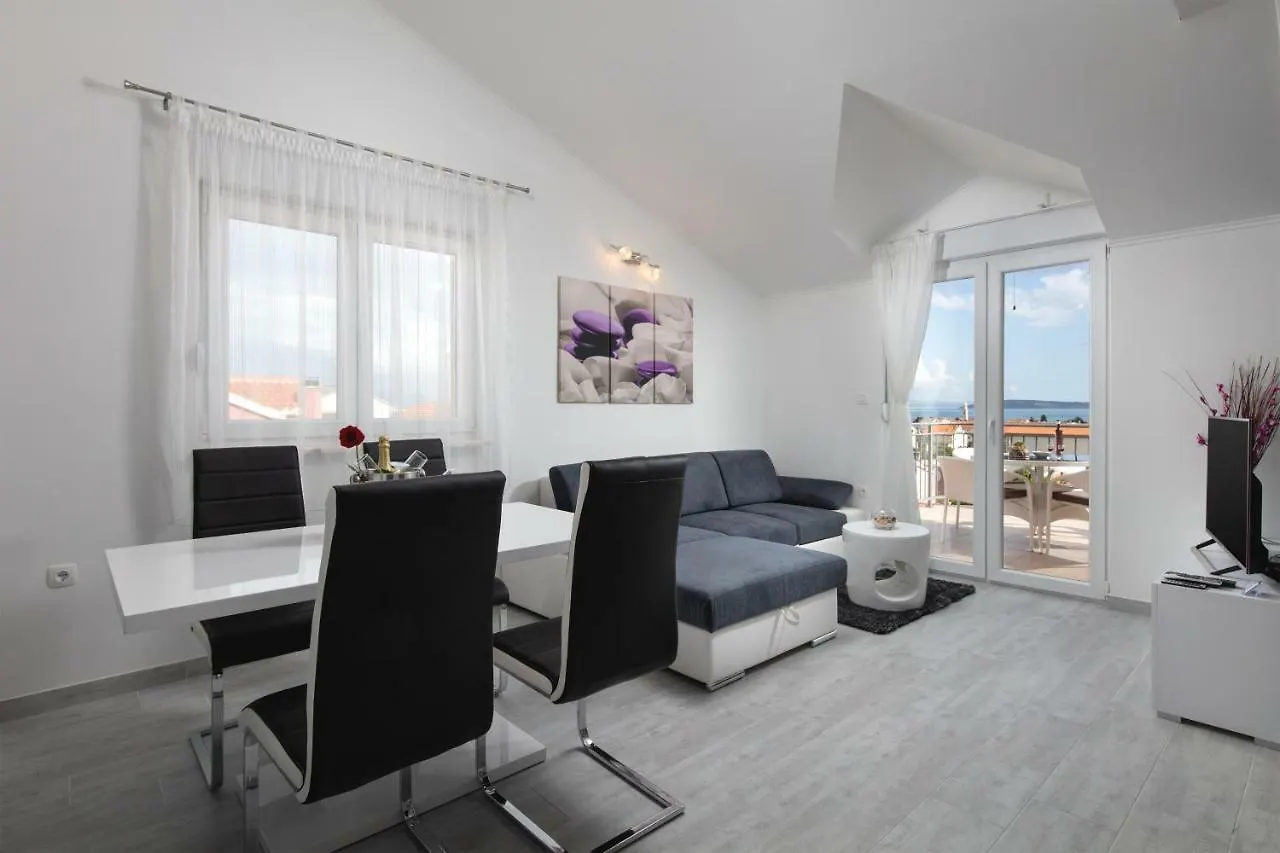 Villa Apartments Kordic Kaštela
