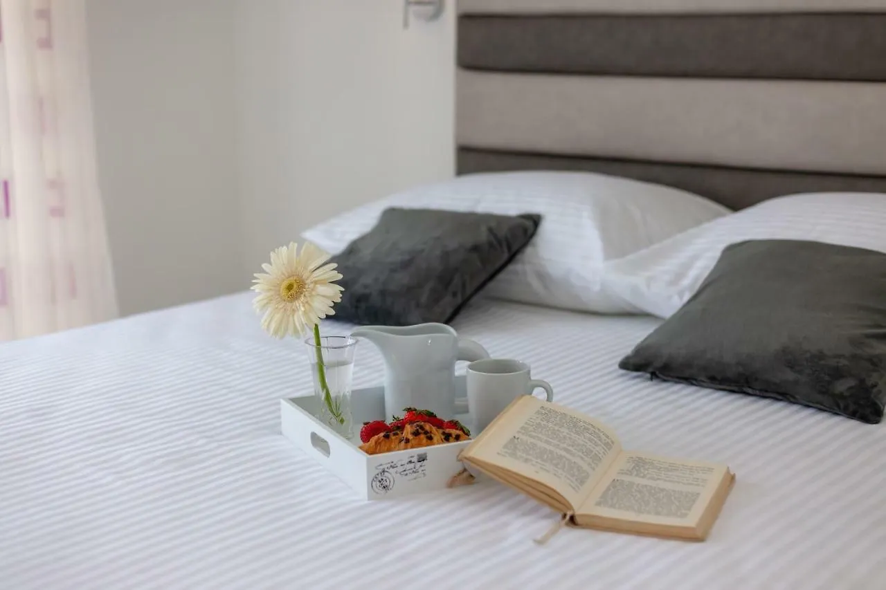 Villa Apartments Kordic Kaštela 0*,  Croazia