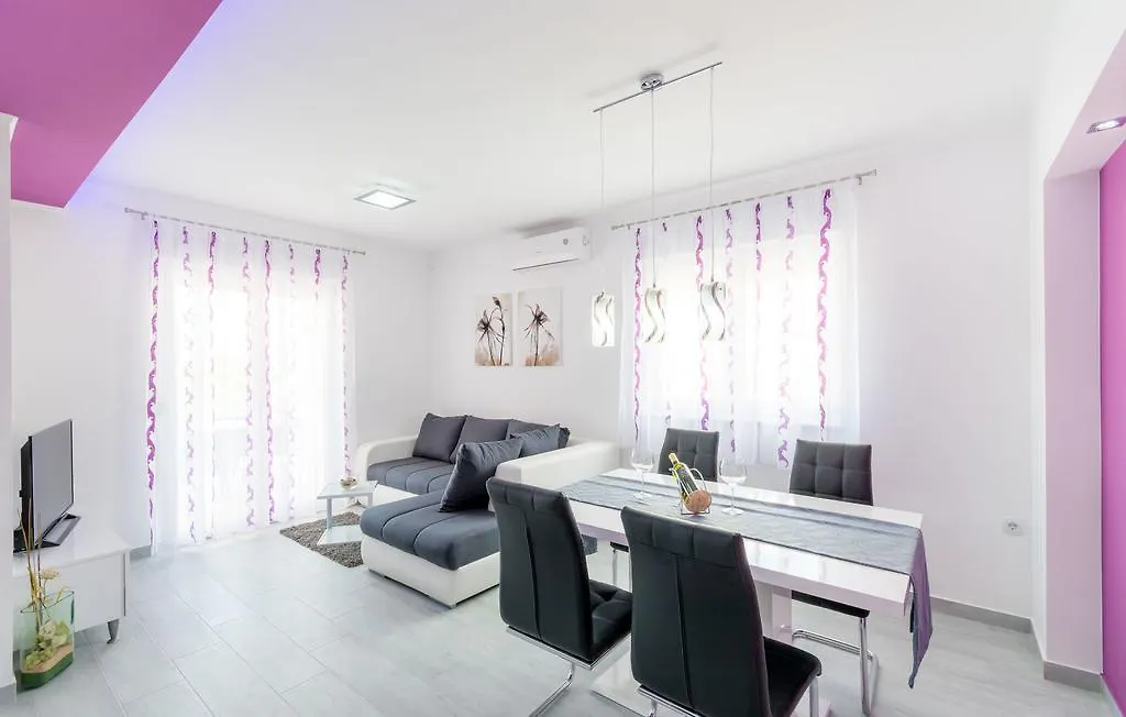 Villa Apartments Kordic Kaštela